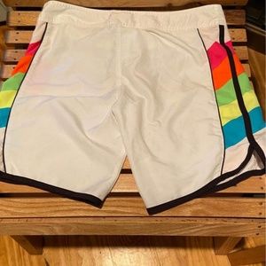 OP Board Shorts Women  Med. 7/9 rainbow: swim: sun